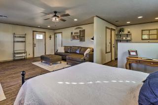 Cozy Fredericksburg Studio Near Wineries! - 1