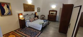 Very central apartment, by shops, bars, restaurants - 5