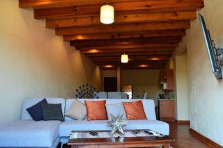Beautiful home w/Pool @Capilla de Piedra - 2