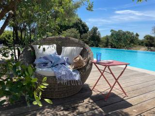 Le Domaine du Cade-Gîtes d'exception 4étoiles "La Villa du Cade" - Cazevieille - 3