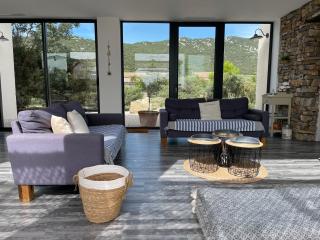 Le Domaine du Cade-Gîtes d'exception 4étoiles "La Villa du Cade" - Cazevieille - 6