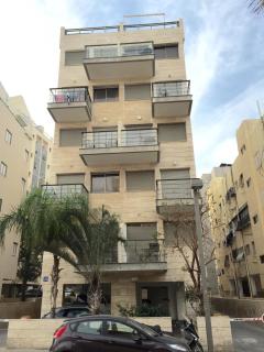 Sea Suites - Tel Aviv - 9