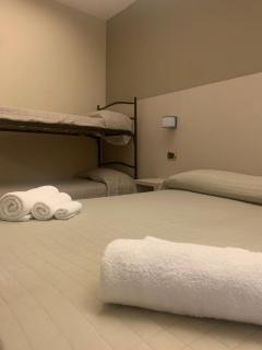 Hotel Royal Plaza - Rímini - 7