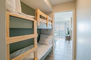 Beachfront Stylish Condo - Stunning Views! - Gulf Shores - 7