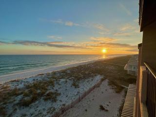 Gulf Front Penthouse Condo - Pensacola Beach - 7