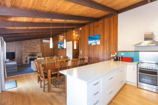 The Lakefront 69 Townsend Street - Jindabyne - 6