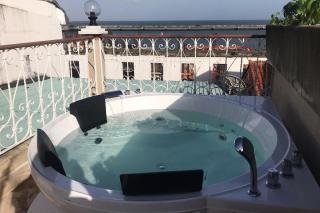 AmazINN Places Rooftop and Jacuzzi VII - Città di Panama - 7