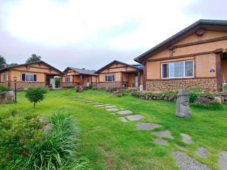 Geumok Log Pension - Seogwipo - 0