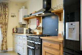 Charlton Cottage - 2