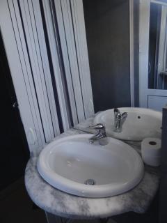 Saki Apartments - 4