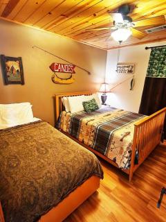 Enchanting Cabin with Hot Tub & Quiet Neighborhood - 3