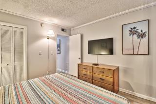 Beach &nightlife 3BR/2.5 BA service dog friendly - Myrtle Beach - 4