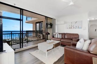 Central Getaway With Ocean Views - CoastHM - Gold Coast - 5