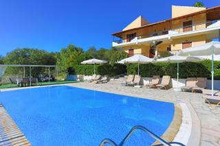 Cochelli Upper Pool Walk to beach AC WiFi - Ágios Stéfanos - 0