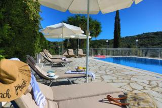 Cochelli Upper Pool Walk to beach AC WiFi - Ágios Stéfanos - 6