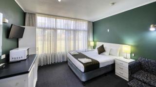 Silver Oaks Motel - Gilgandra - 7