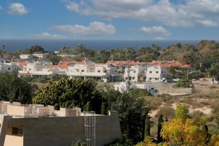 דובאי בקיסריה - Caesarea - 1