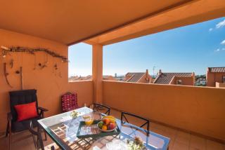 RentAndHomes Marbella Golf Elviria - 8