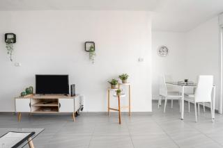 Abbas BayView Apartment - 6