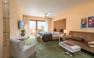 Hotel Bamboo - 4