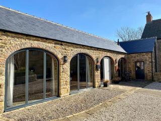 Contemporary Luxury Barn Conversion in County Durham - 0