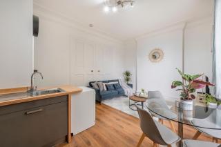 Spacious Two Bedroom by London Zoo - Londen - 8