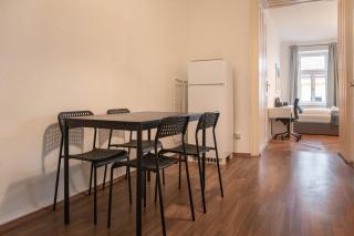Roomy 2BR Apt. Near AKH -Perfect for Longstays - Vienne - 6