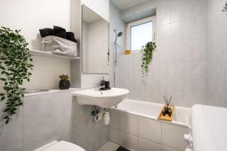 Apartments Centre by Arrenda - Varsavia - 3