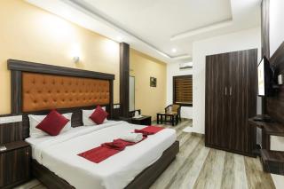 Hotel Kochi Crown - Cochin - 9