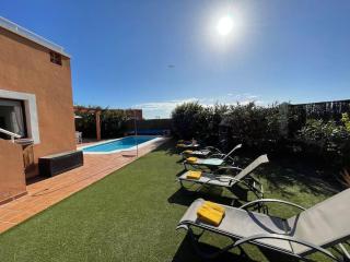 Golf course villa with private heated pool - 6