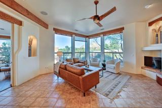 Red Rock Mtn View and Fire Pit Central Sedona Home! - Sedona - 7