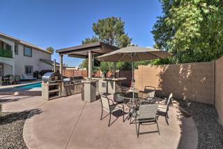 Lavish Family Escape with Game Room in Avondale! - Avondale - 9
