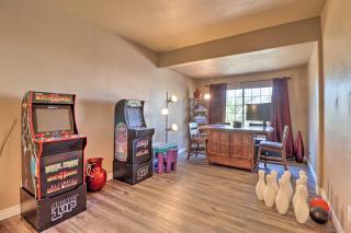 Lavish Family Escape with Game Room in Avondale! - Avondale - 1