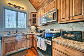 Glenville Serenity Lodge with Lake Views! - Glenville - 4