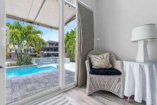 Casa Flamingo Intracoastal Front with Heated Pool a and 75 ft Dock - Fort Lauderdale - 6