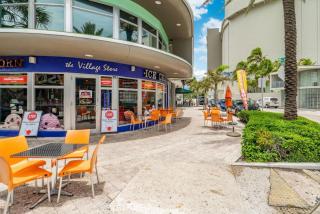 Beachfront Bloos 2 Units Ocean View Balcony Units 4 and 5 - Fort Lauderdale - 3