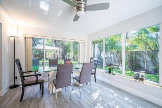 Wilton Tropical Oasis with Heated Pool and Hot Tub - Fort Lauderdale - 1