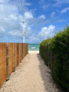 Chez Henri - Pointe d'Esny - 1