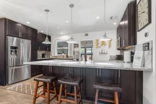 Wileys Paradise Three Bedroom Two Bath plus Office and Heated Pool - Hollywood - 3