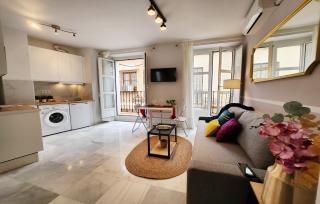 Lovely Center Apartments - Balcony Lux Sol - Sevilla - 2