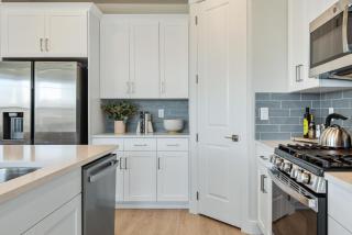 Shangri - La townhouse - Washington - 3