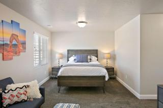 Three-Bedroom Townhouse - Washington - 2