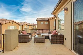 Four-Bedroom House - 8