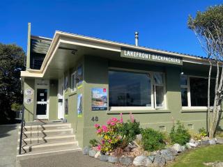 Te Anau Lakefront Backpackers - 1