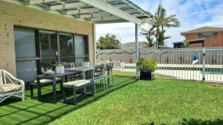 Noahs 46 Cliff Road - Forster - 2
