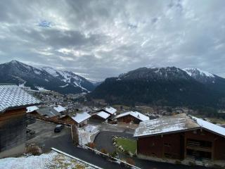 Studio confortable proche du centre, balcon et parking couvert - FR-1-693-74 - 1