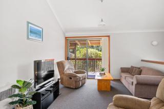 Summer Breeze - Mollymook - 7