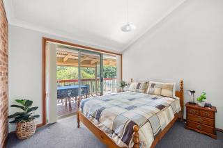Summer Breeze - Mollymook - 5