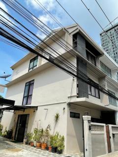 8FINITE House - Bang Su - 8