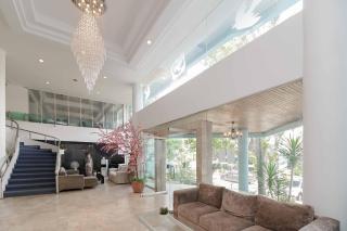 RedDoorz Plus near Kebayoran Baru Blok S - Jakarta - 8